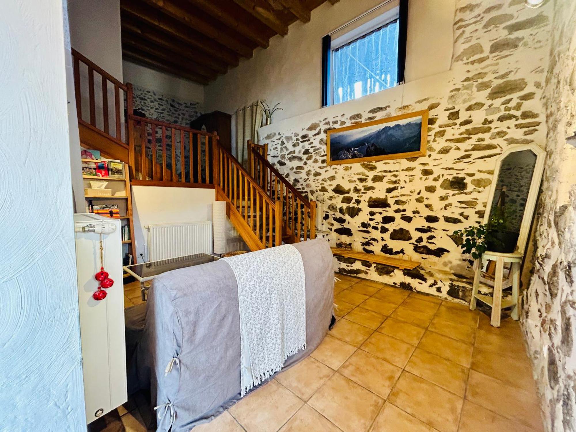 Au Pied Du Chateau- Parking Wifi Jardin - Clg Savoie Freterive Exterior photo